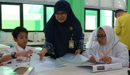 Pengabdian Masyarakat Vokasi UI: Kesadaran Kesiagaan Bencana terhadap Arsip Sedari Dini