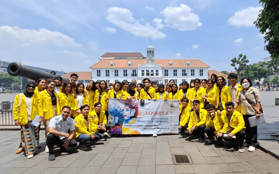 Mahasiswa Vokasi Ui Lakukan Jakarta City Tour Guna Memantapkan 