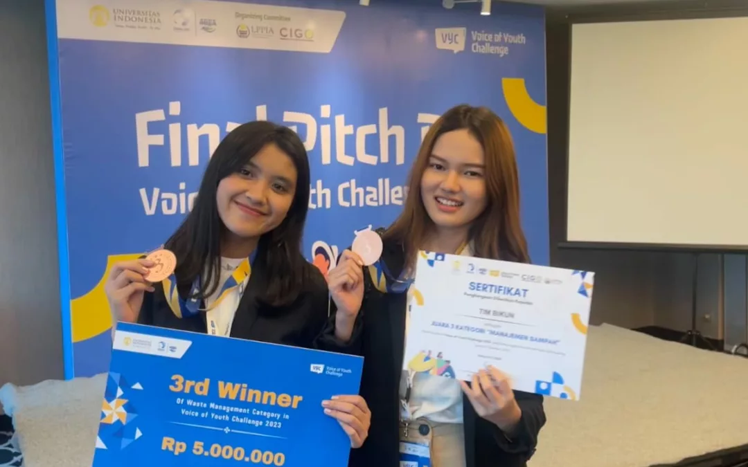 Usung Program Manajemen Sampah, Mahasiswa Vokasi UI Berhasil Meraih Juara Tiga pada Kompetisi Voice of Youth Challenge 2023