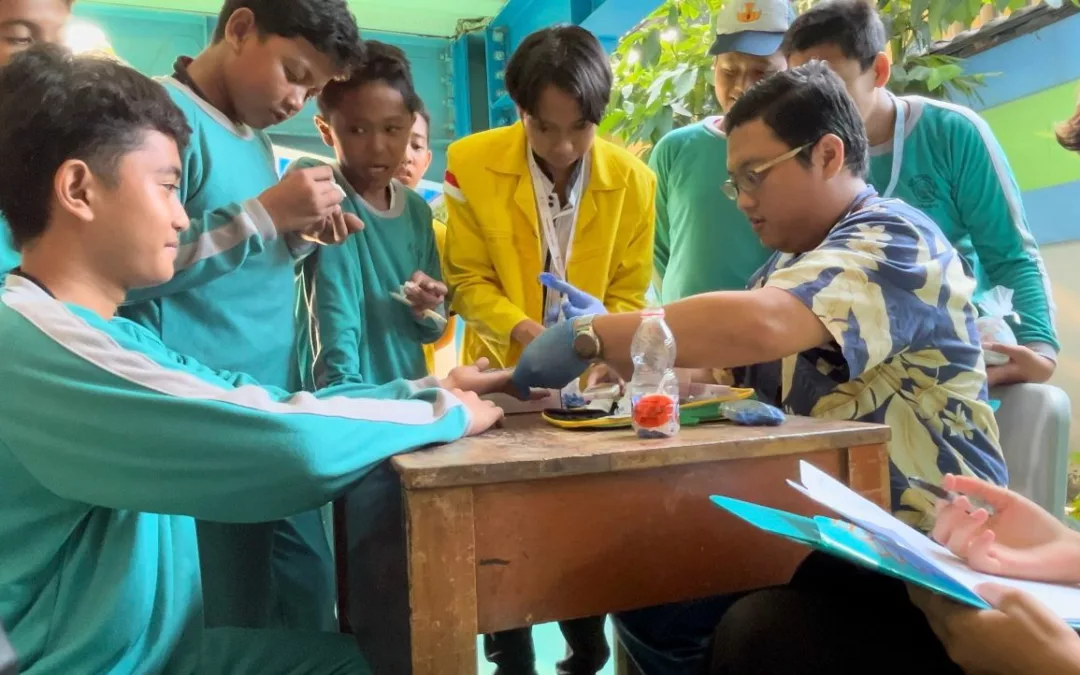 UI Lecturers and Students Initiate Sehat Bestari Program to Reduce Stunting Rates in Kepulauan Seribu